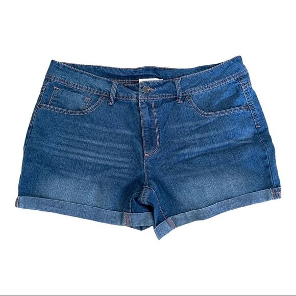 Fire & Gold Denim ~5 pocket denim shorts ~ size 16 - Picture 1 of 6